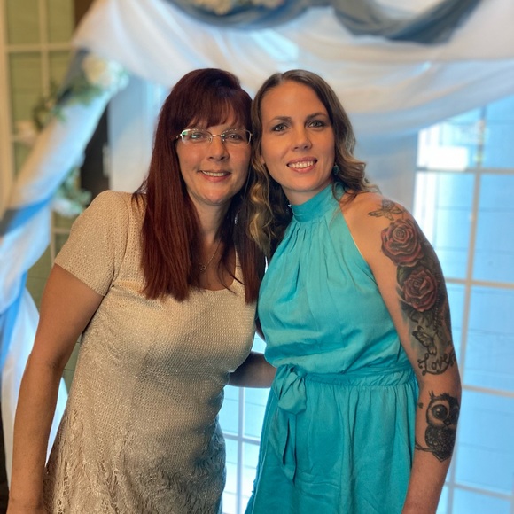 Meet your Posher, Amanda - Picture 4 of 10